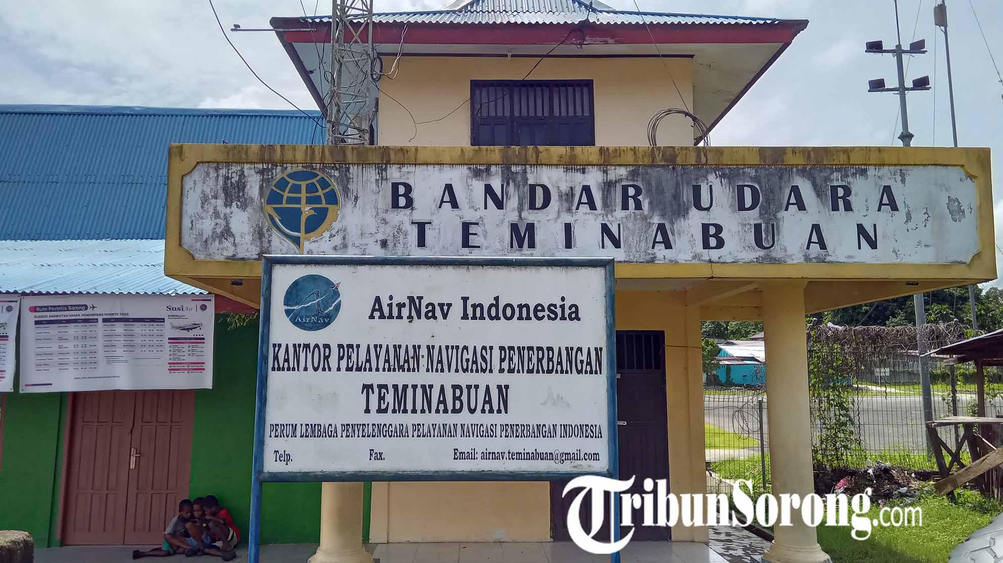 20250703_papan-nama-bandara-di-teminabuan-sorsel.jpg