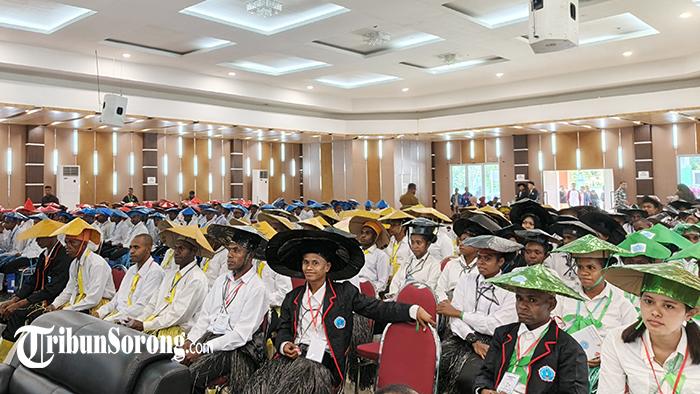 211 Mahasiswa Universitas Werisar Sorong Selatan Ikuti PKKMB 2025, Rektor Ingatkan Integritas