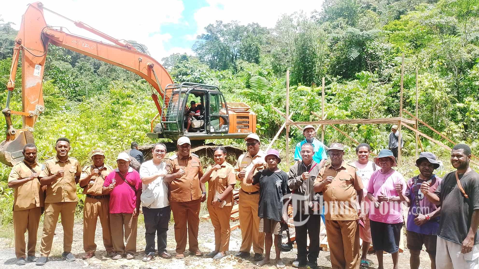 Perbaikan 2 Jembatan di Maybrat Dimulai, Wabup Ajak Masyarakat Berkolaborasi