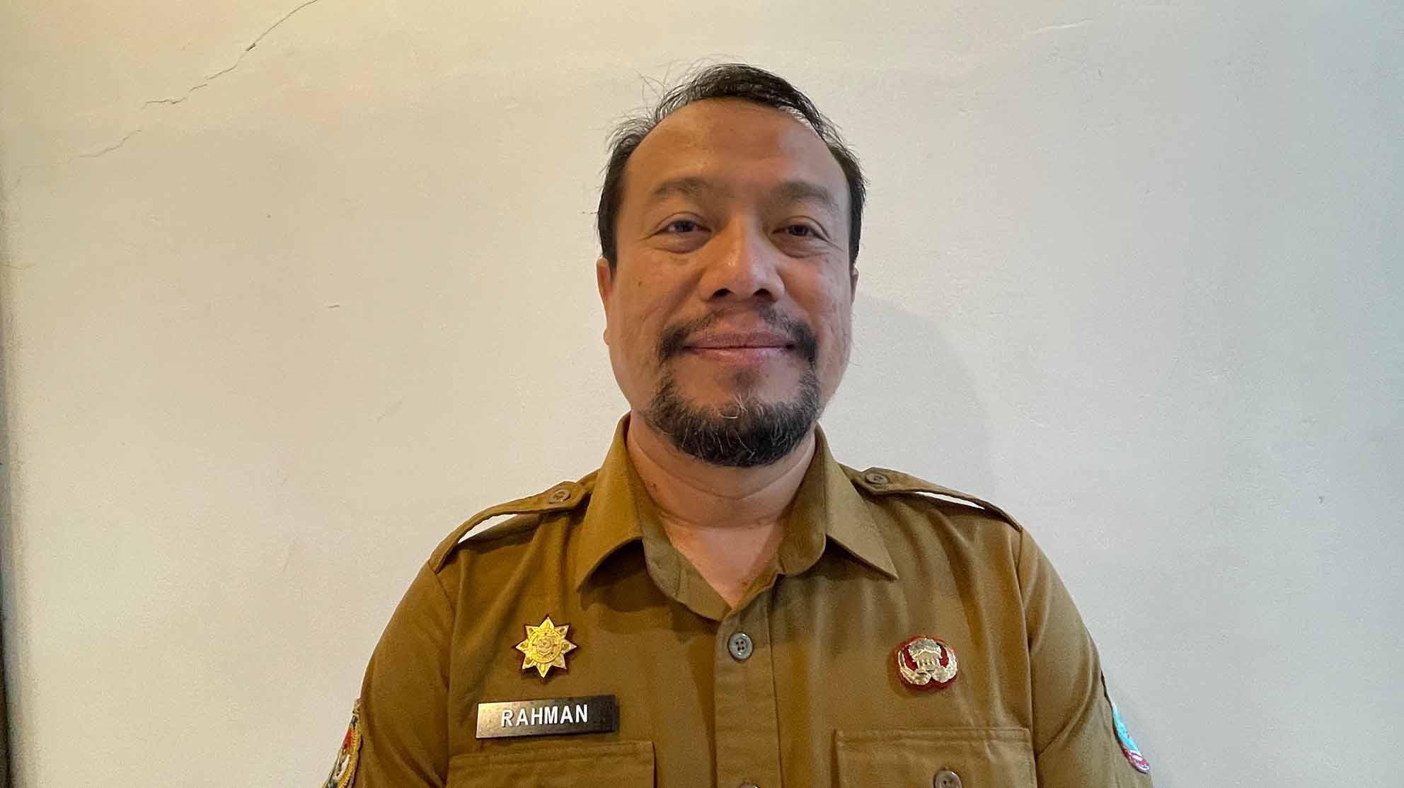 20251001_Rahman-bg.jpg