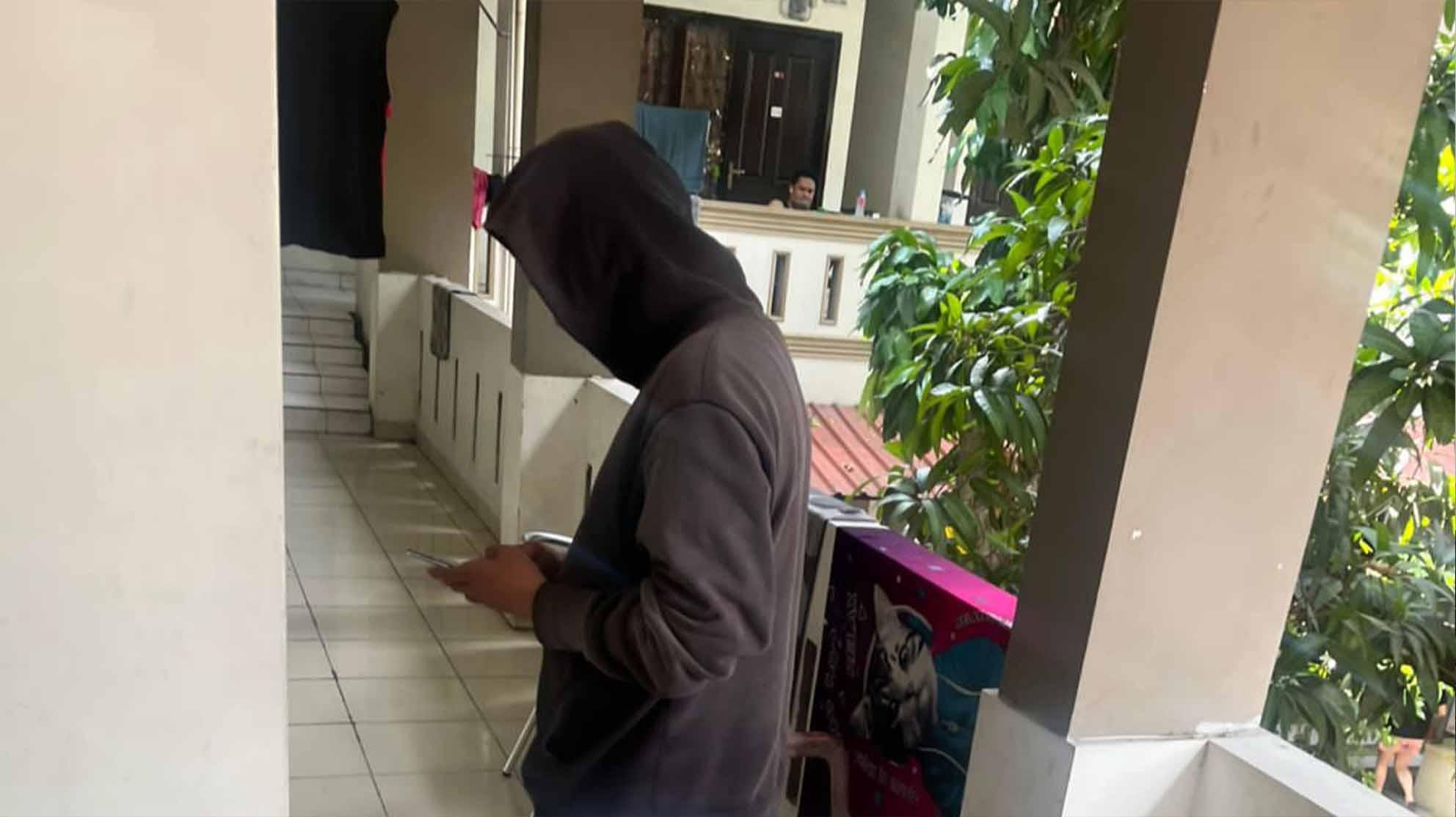 20251027_jaket-hitam-di-makassar.jpg