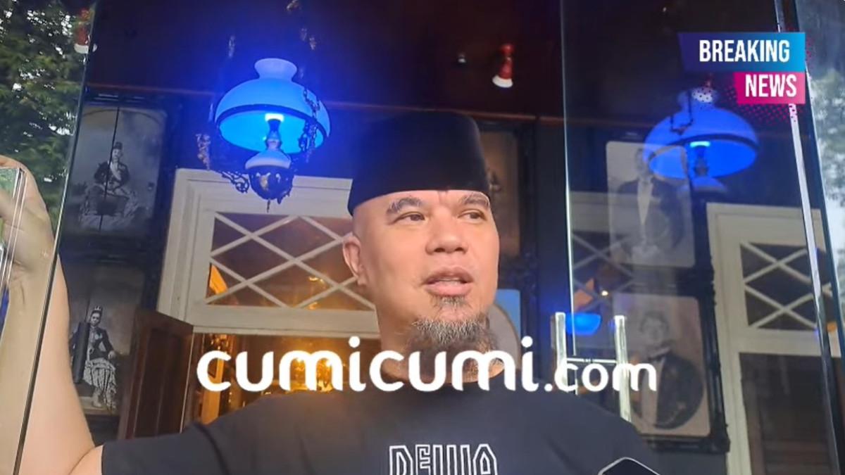 Soal kemungkinan digelarnya acara ngunduh mantu, Ahmad Dhani mengaku masih mempertimbangkannya karena biayanya yang besar.