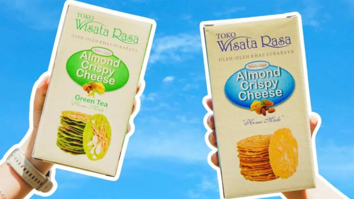 OLEH OLEH - Toko Wisata Rasa merupakan satu toko yang mengeluarkan produk almond crispy paling populer di Surabaya.