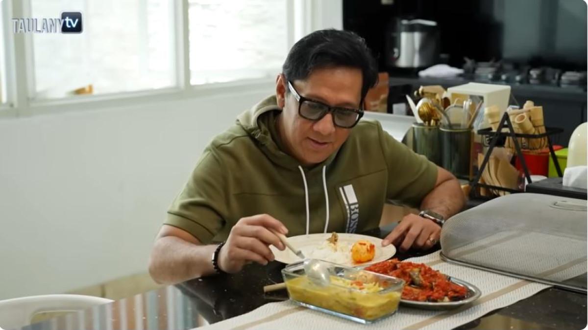 Begitu melihat menu yang tersaji, Andre Taulany langsung gagal fokus.