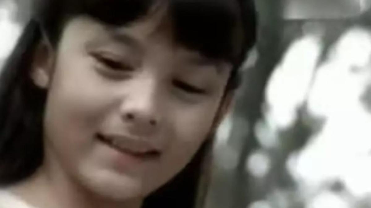 Chelsea Islan ternyata sudah mencicipi dunia hiburan sejak usia belia.
