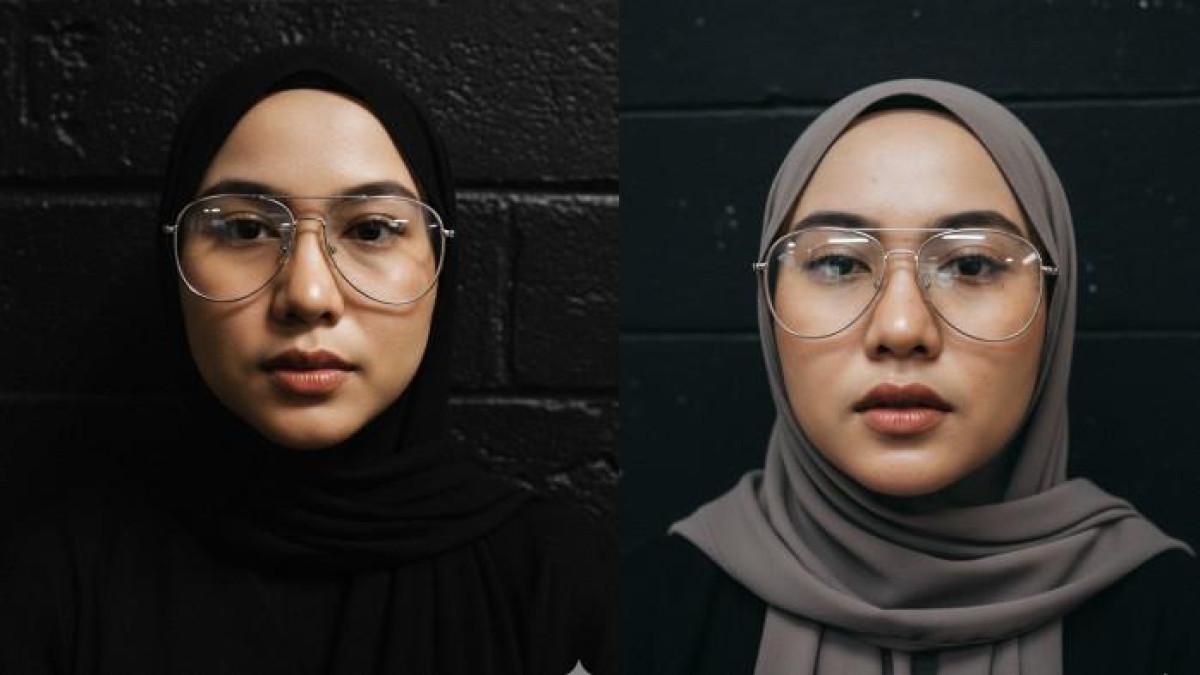 PROMPT GEMINI AI - Contoh foto hasil editan Gemini AI dari foto selfie menggunakan prompt Potret Close-up Kehidupan Malam dengan Hijab Hitam, Rabu (8/10/2025).