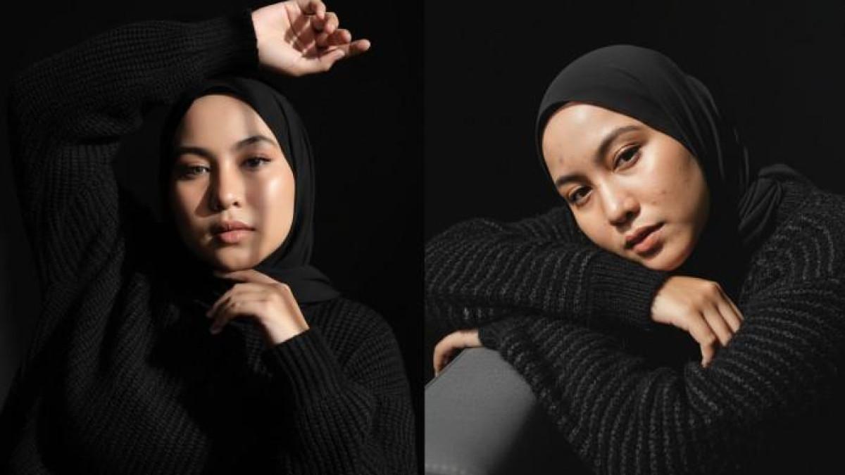 PROMPT GEMINI AI - Contoh foto hasil editan Gemini AI dari foto selfie menggunakan prompt Potret Mode Chiaroscuro Sweter Rajut, Kamis (8/10/2025). 