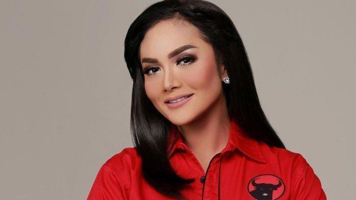 Kris Dayanti menekankan kualitas koleksinya yang diberikan ke Maia Estianty masih sangat layak pakai.