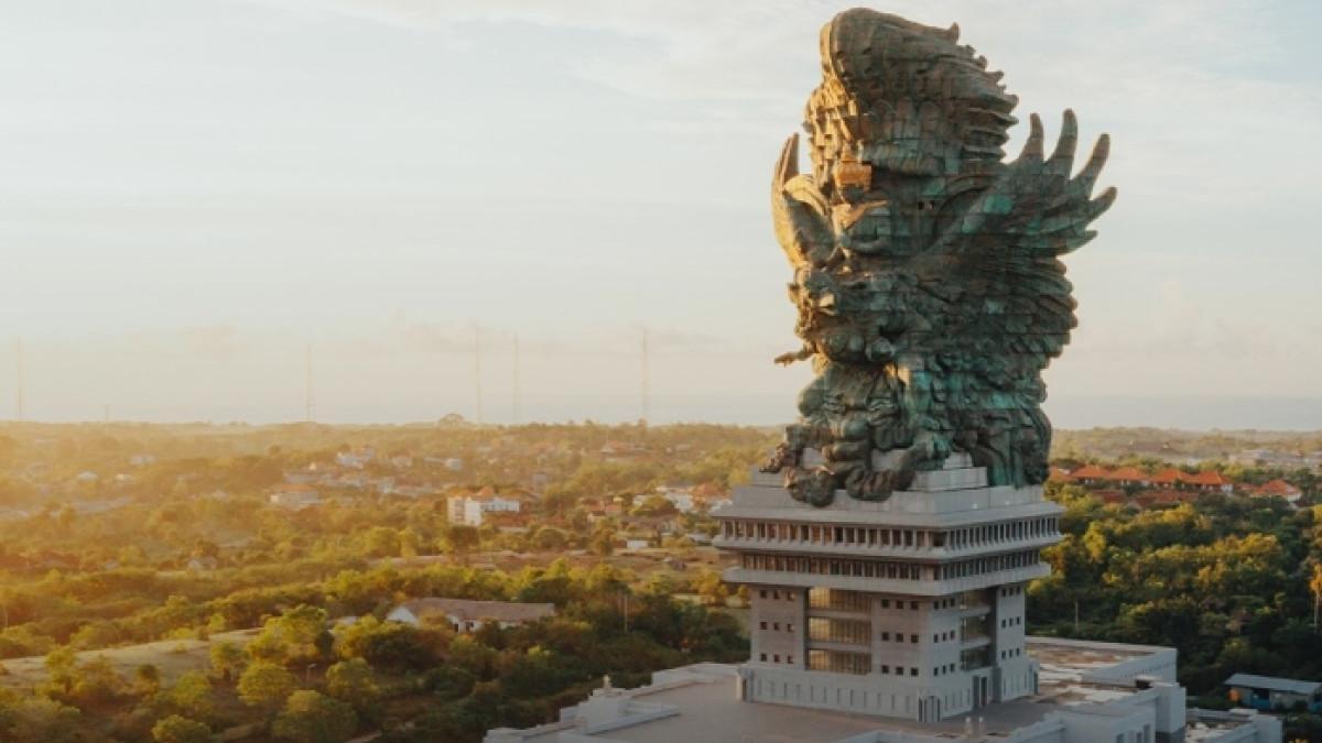 WISTA BALI - Garuda Wisnu Kencana (GWK), tempat wisata populer di Badung, Bali yang wajib dikunjungi saat liburan.