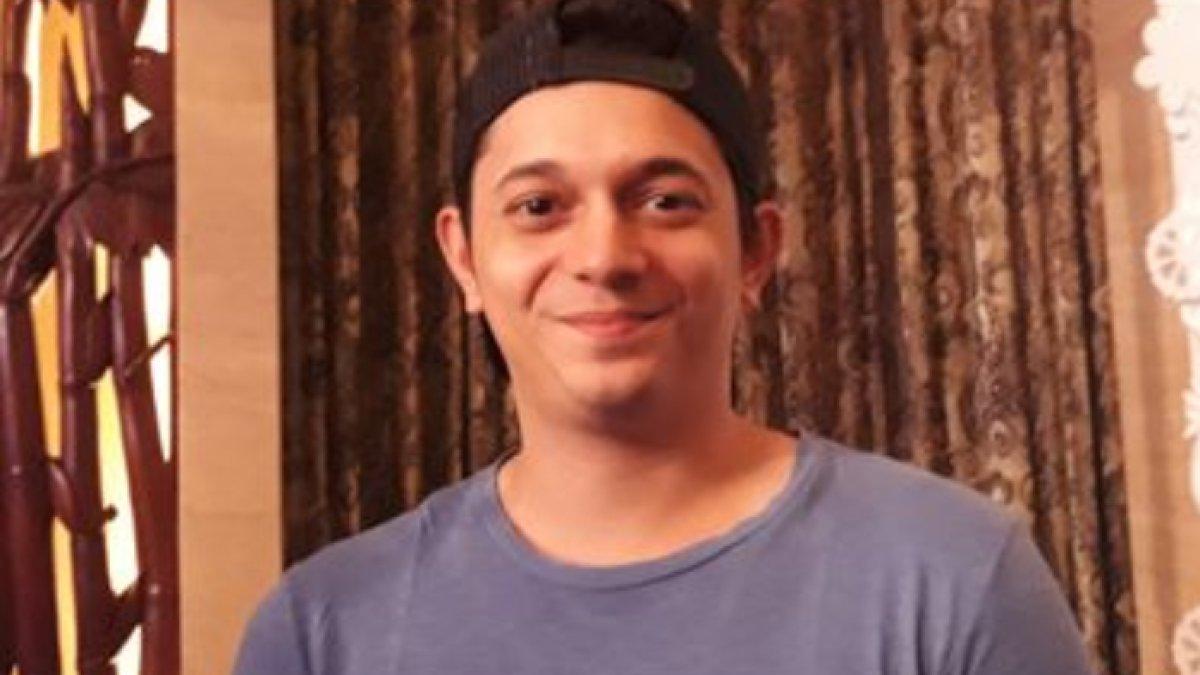 Andrew akhirnya buka suara setelah aib rumah tangganya terus disebar. Ia berharap Tengku Dewi berhenti menyerang di publik dan lebih fokus pada anak-anak mereka.