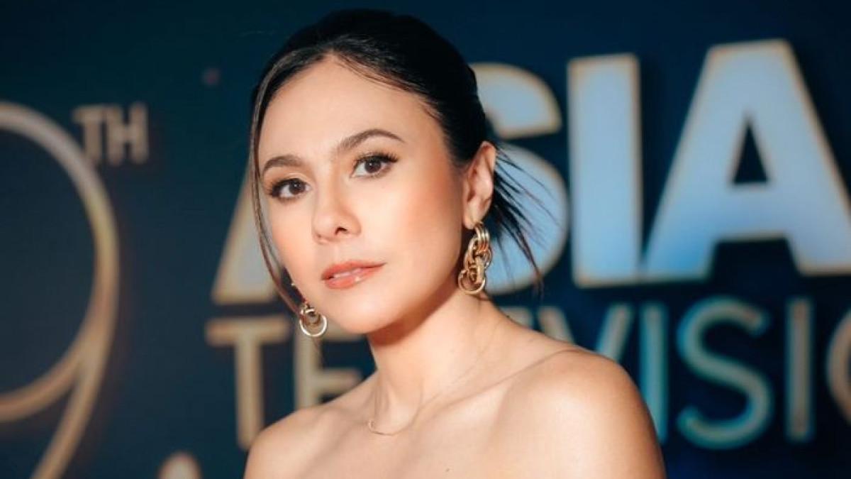 Setelah wajahnya jadi sorotan, Wulan Guritno buka suara lewat unggahan Instagram. Ia menegaskan bahwa semua orang punya kekurangan.