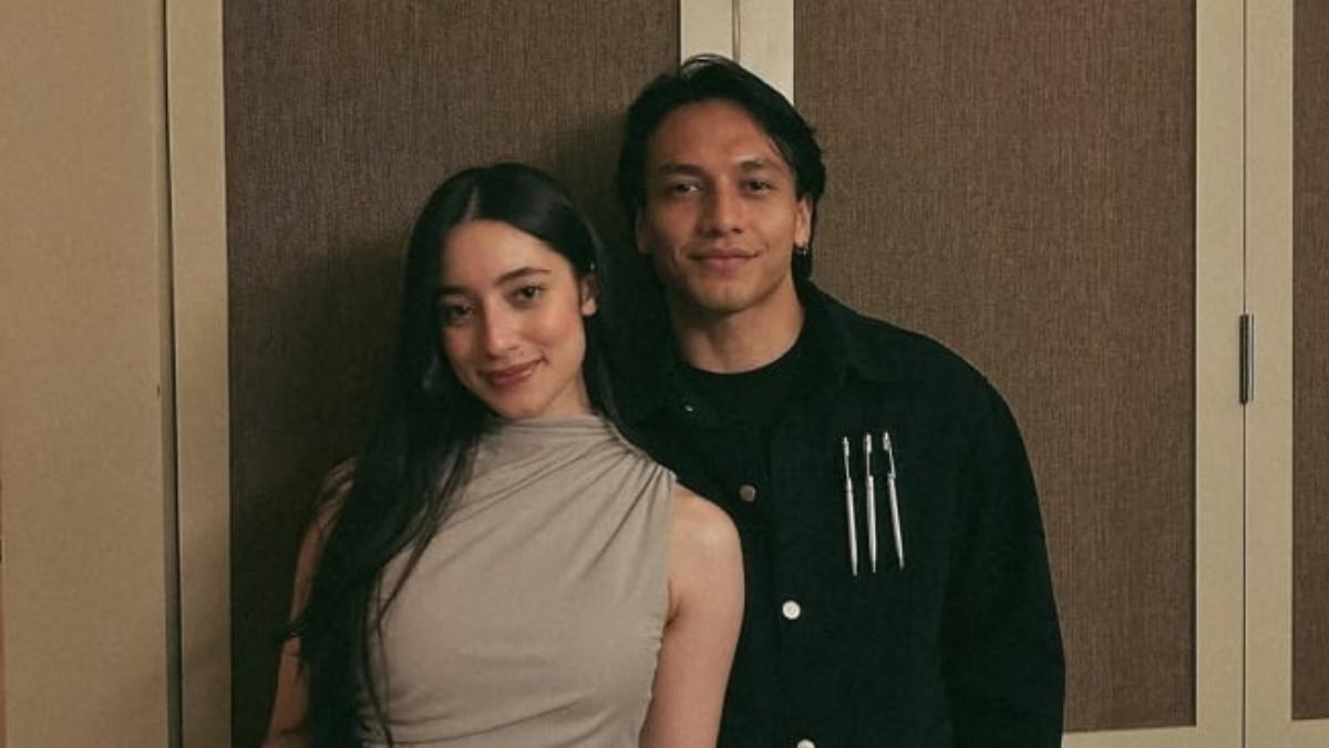 Jefri Nichol juga kerap menunjukkan sisi romantisnya di depan publik.