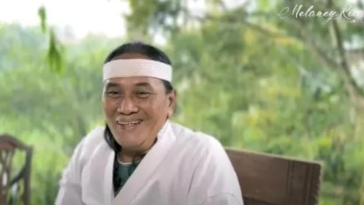 Ken Ken kini berjuang melawan sakit diabetes yang dideritanya.