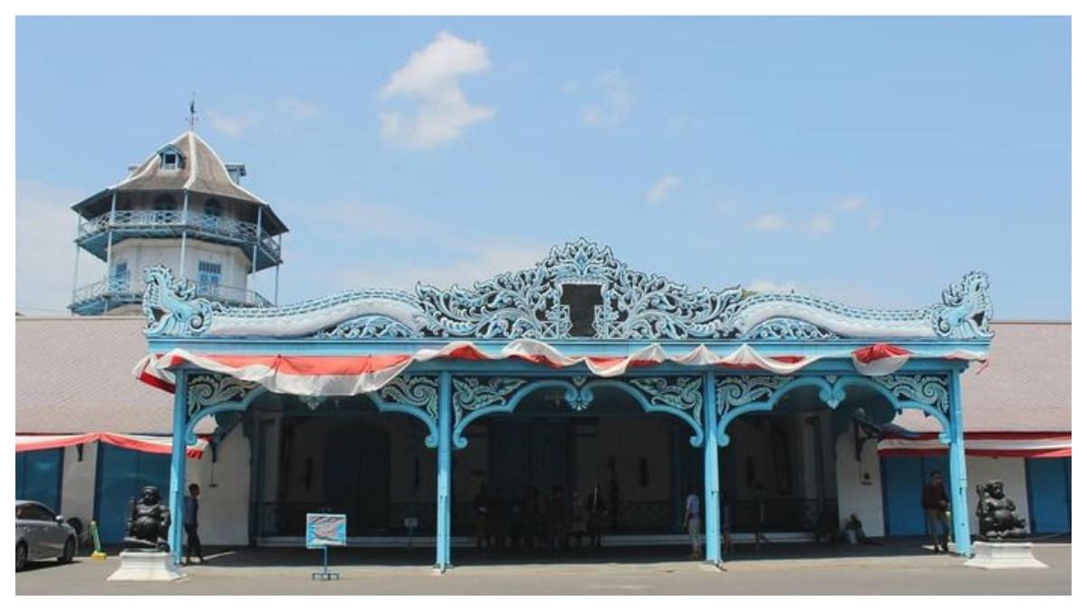 Kisah di Balik Bangunan Sitihinggil Tempat Gusti Purbaya Bakal Dinobatkan Sebagai Raja Keraton Solo, Punya Makna Sakral