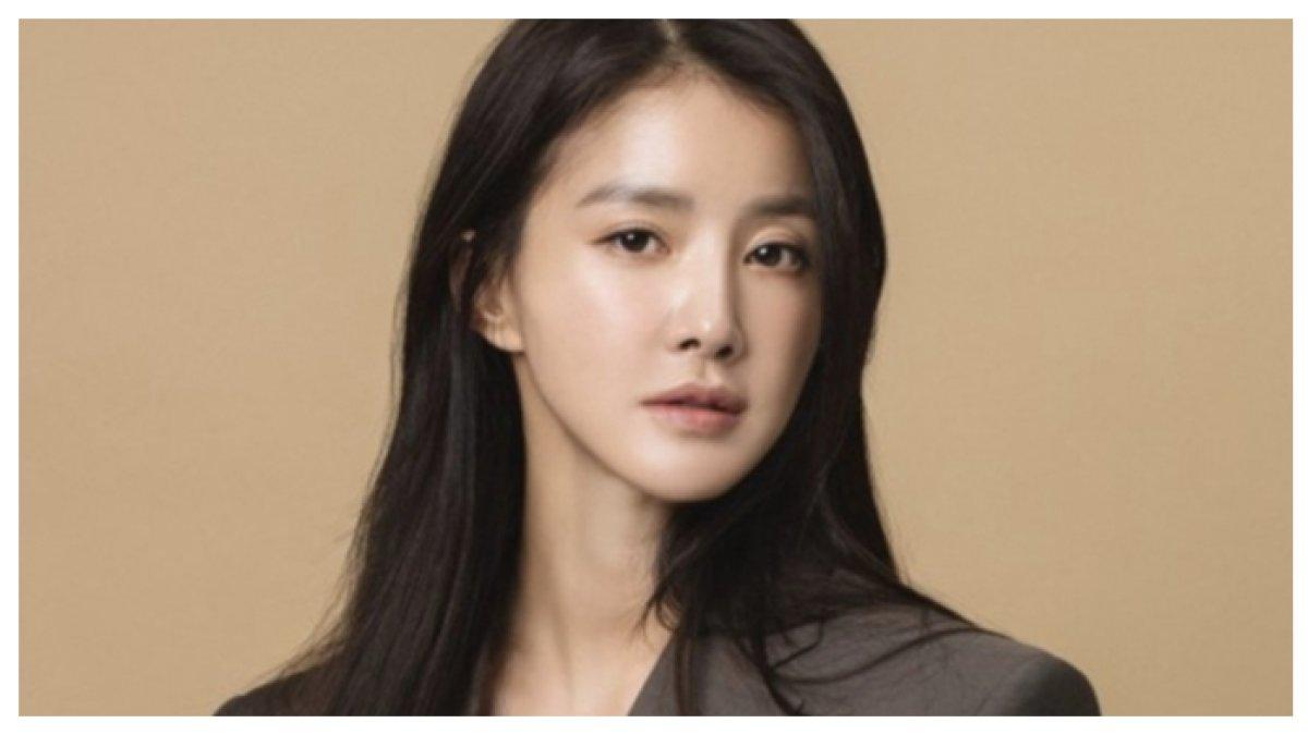 Tak Terduga! Lee Si Young Resmi Ajukan Cerai, Apa Penyebabnya?