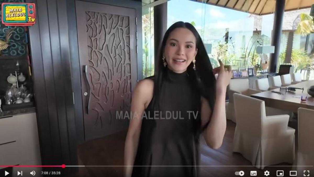 MINDER DENGAN MENANTU - Maia Estianty minder lihat kecantikan Alyssa Daguise dan Syifa Hadju saat liburan bareng, perlakuan manis ibu Al Ghazali ke para mantu jadi sorotan!