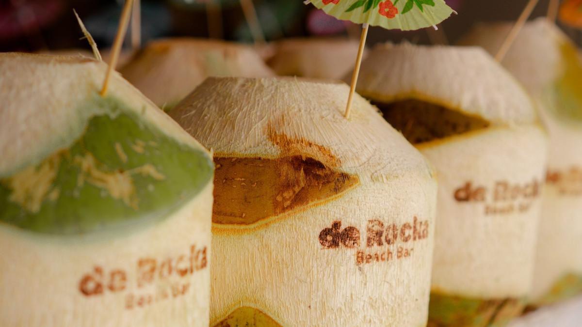 WISATA YOGYAKARTA - De Rocka Beach Jogja punya banyak pilihan menu, simak harga lengkap dan tiket masuknya di sini.