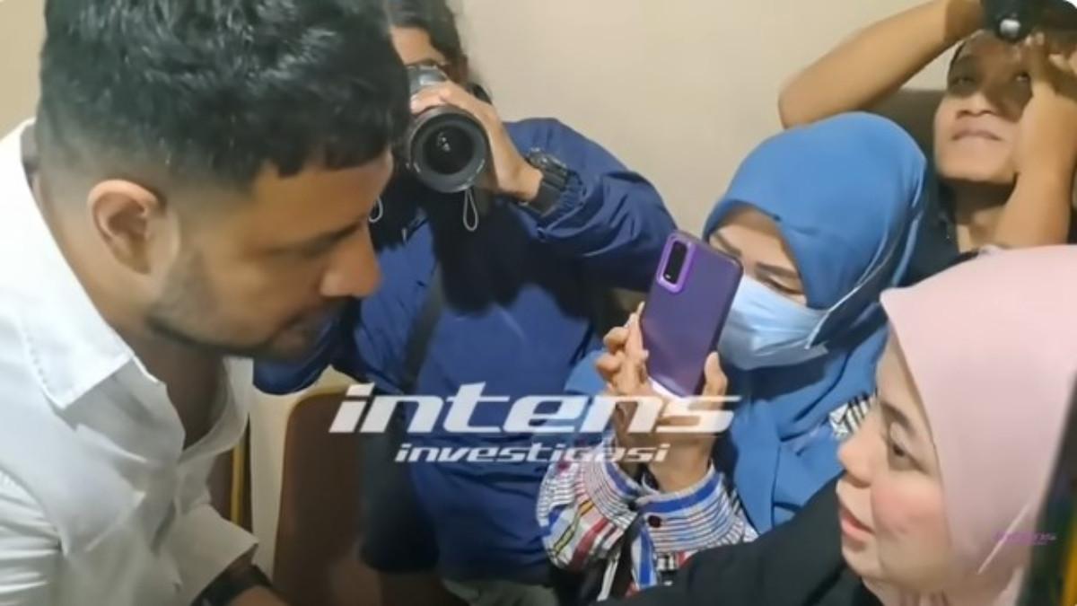 Momen Ammar Zoni hampiri dokter Kamelia usai divonis 9 tahun penjara.