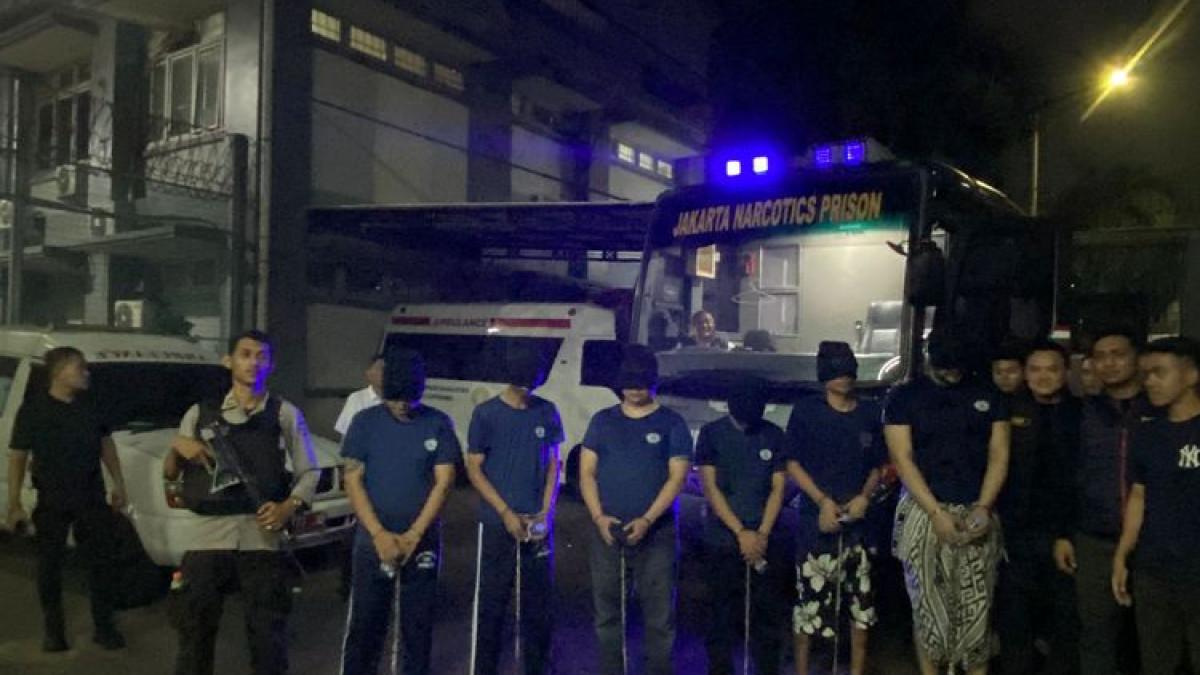 Pemindahan Ammar Zoni menuju Lapas Nusakambangan berlangsung pada Kamis (16/10/2025) dini hari.