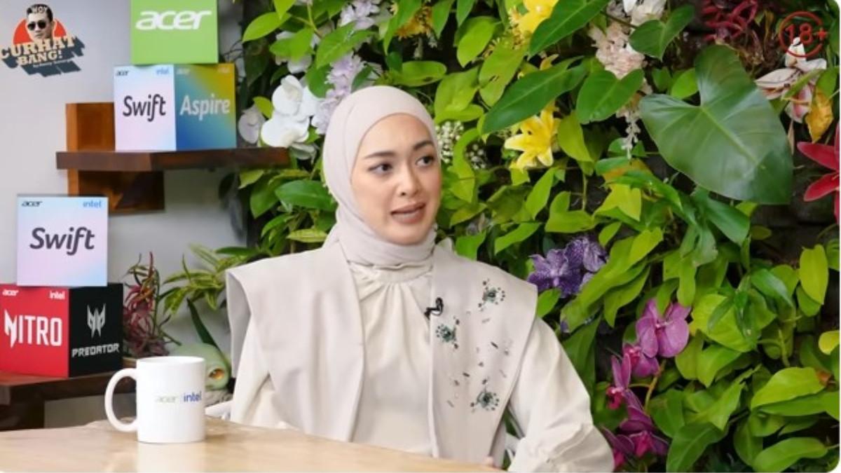 Richa Novisha ungkap tanda-tanda yang baru ia pahami sebelum Gary Iskak meninggal dunia.