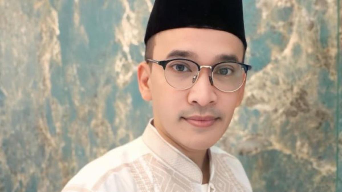 RUBEN ONSU DITIPU - Ruben Onsu sempat tergiur bisnis mukena. Namun apesnya, mantan suami Sarwendah itu malah jadi korban penipuan rekan bisnisnya.