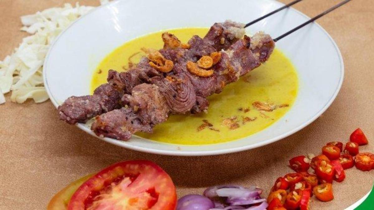 KULINER SATE - Sate Klathak dan Bakmi Jowo Pak Jede, kuliner enak di Jogja yang patut dicoba.