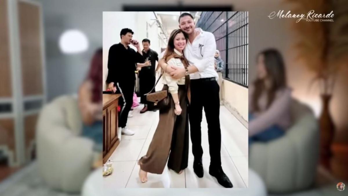 Suami dokter Kamelia pergi meninggalkannya saat ia tengah mengandung tujuh bulan tanpa memberikan kepastian.