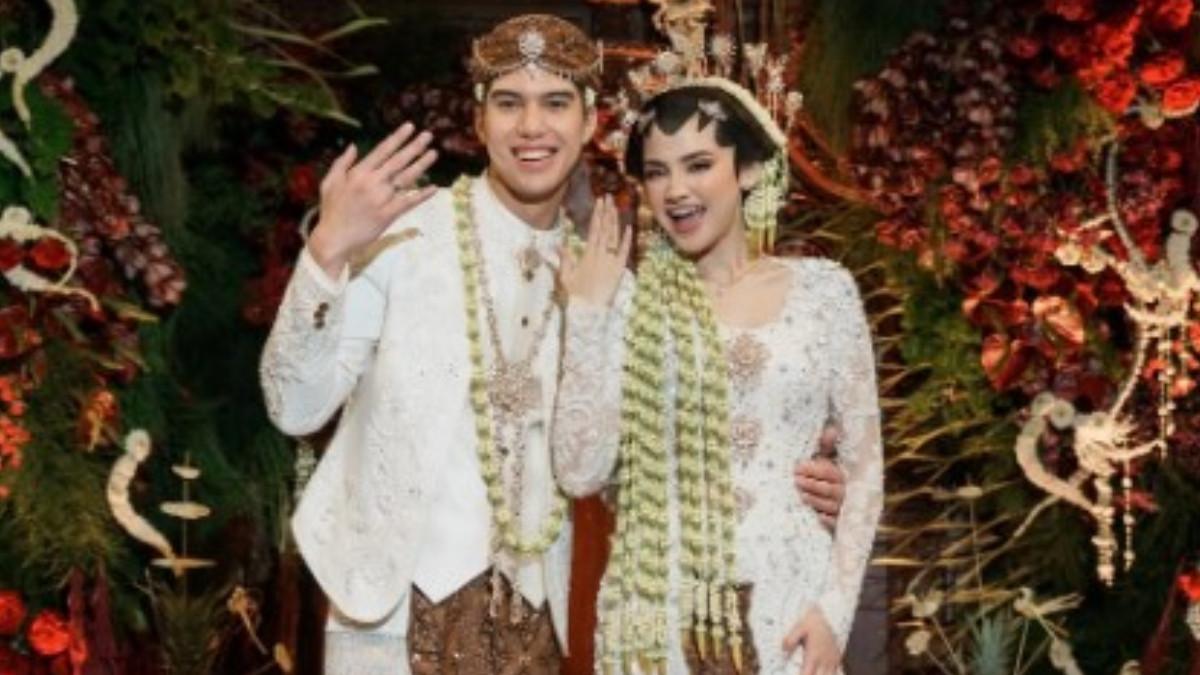 Akad nikah pasangan El Rumi dan Syifa Hadju telah resmi digelar pada Minggu (26/4/2026).