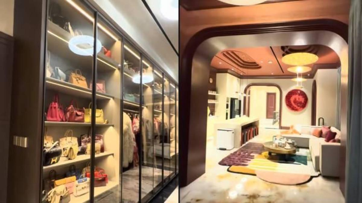 Tasya Farasya memperlihatkan setiap sudut hunian mewah tersebut, mulai dari lantai satu yang didesain super elegan, lantai dua yang berisi kamar Tasya dan anak-anaknya, hingga lantai tiga yang difungsikan sebagai ruang kerja.