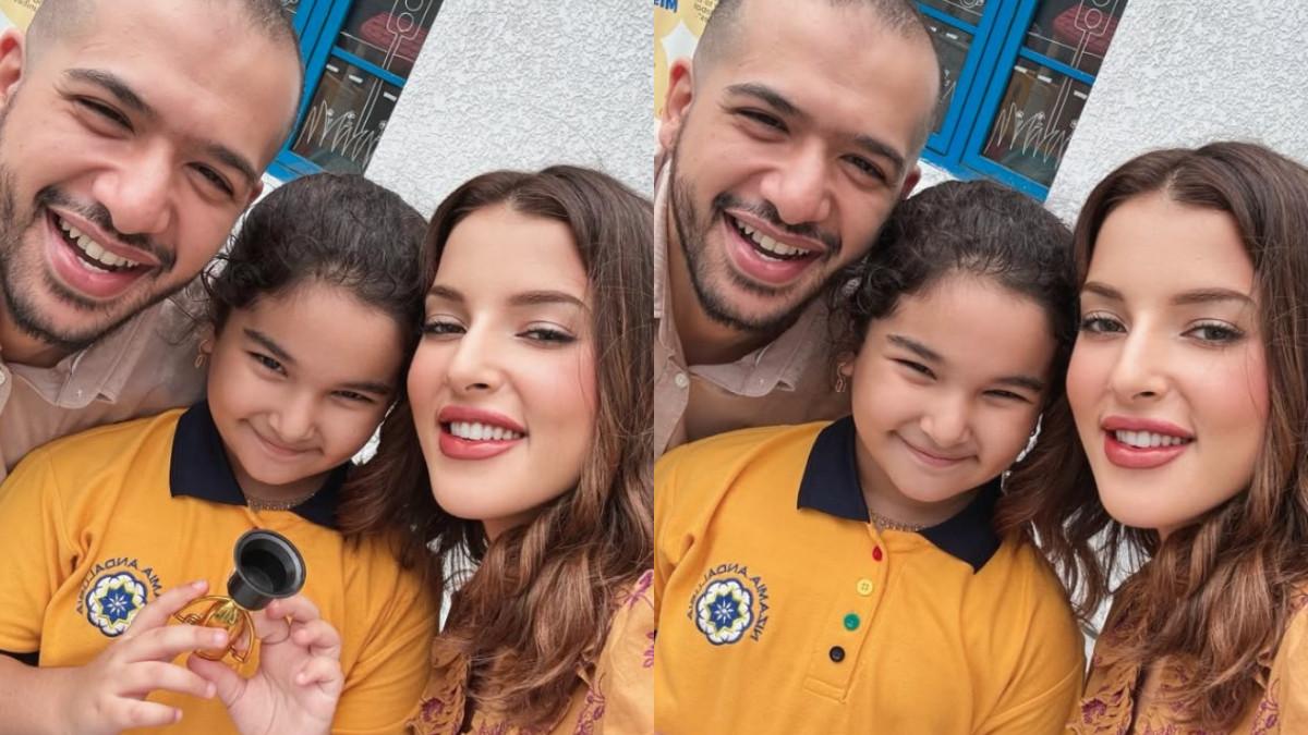 Tasya Farasya tampil pakai baju warna senada dengan Ahmad Assegaf dan putrinya, Ayang.