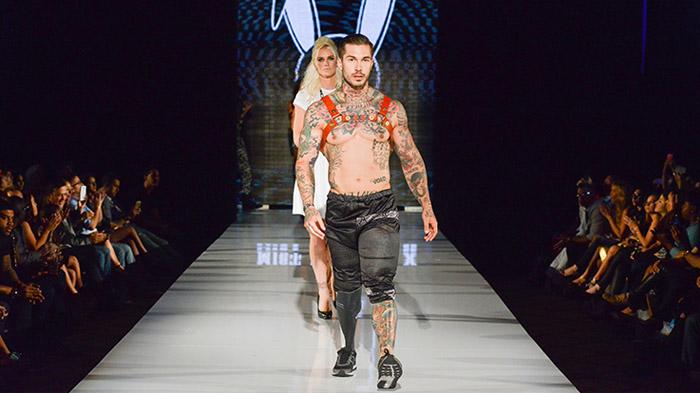 Alex Minsky - Meski Hanya Punya Satu Kaki, Model Ganteng Ini Sukses Bikin Cewek Gak Kedip