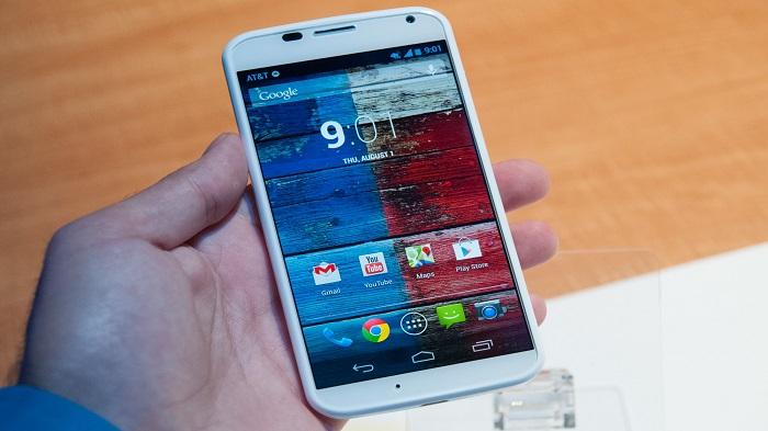 Smartphone Layar AMOLED 1 Jutaan - Samsung Atau Motorola? Ponsel Berlayar Tajam Ini Pilihannya!