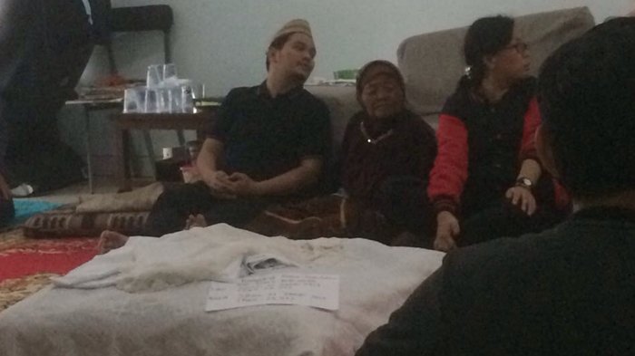 Pagi Ini Anak Ketiga Pasangan Indra Bekti dan Aldilla Dimakamkan