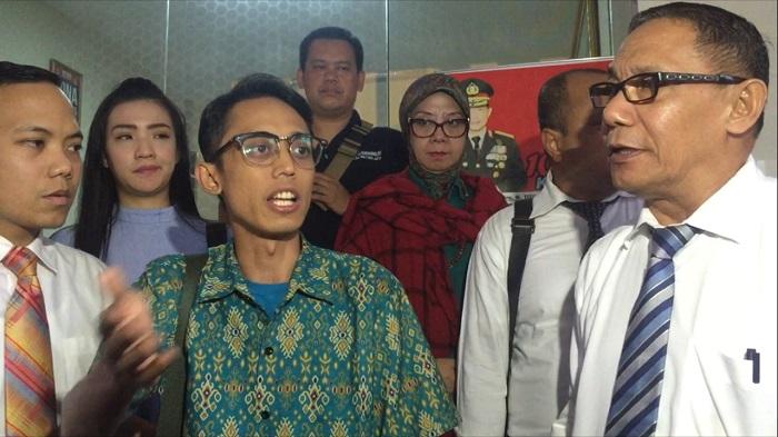 Ini yang Diharapkan Kiswinar Kepada Mario Teguh Agar Masalah Mereka Cepat Selesai