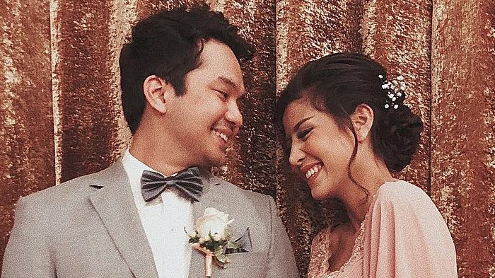 Nggak Neko-Neko! Awkarin Belikan Barang Seharga Puluhan Juta Ini Ke Pacar Sebagai Kado Ultah!