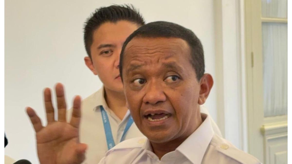 KENAIKAN BBM - Menteri ESDM Bahlil Lahadalia memberikan keterangan terkait kenaikan harga BBM non-subsidi dan potensi penyesuaian harga Pertamax 92.