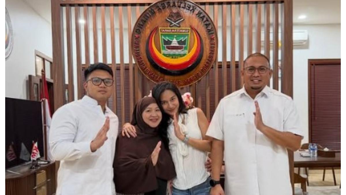 BIGMO DAMAI ZIZE - Bigmo berdamai dengan Azizah Salsha alias Zize.