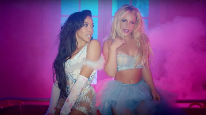 Lirik Lagu Slumber Party Britney Spears feat. Tinashe - Hafalin Hits Dari Duet Hot Ini!