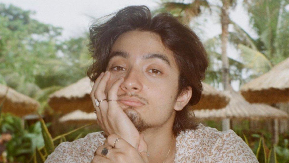 Dominasi Adegan Aksi, Bryan Domani Jalani Peran Menantang di Film Zona Merah.
