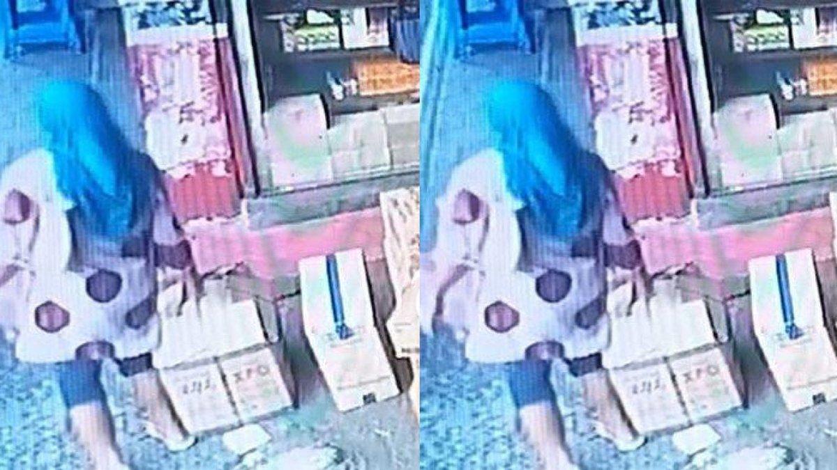 DETIK-DETIK Ibu-ibu Santai Curi Barang Dagangan di Pasar Bunder Sragen, Pemilik Kios Rugi Rp 5 Juta
