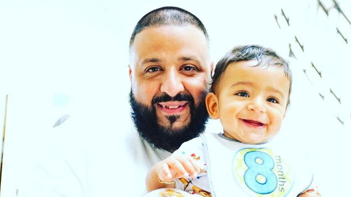 DJ Terkenal Ini Ucapkan Selamat Idul Fitri dalam Keadaan Bertelanjang Dada