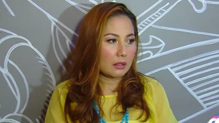Emma Waroka soroti pola asuh Sarwendah yang santai minta anaknya pijiti Giorgio Antonio.