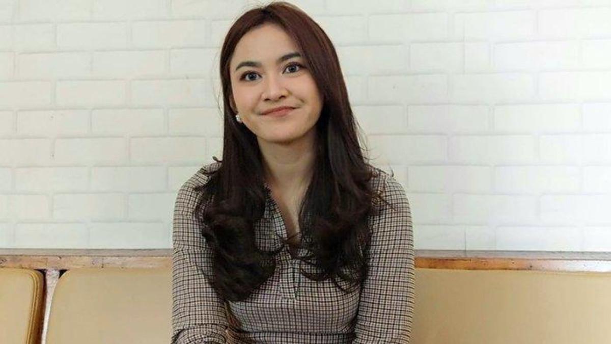 Rizky Febian membongkar sisi emosional Mahalini selama vakum dari dunia musik setelah melahirkan.