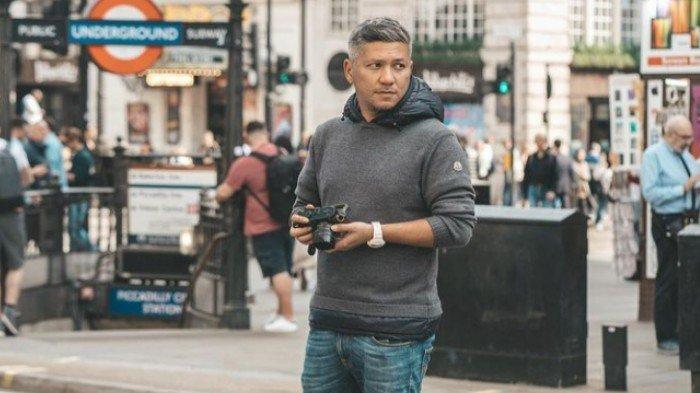 Perasaan haru sekaligus sedih rupanya masih kerap dirasakan Gading Marten saat menghadiri acara pernikahan.