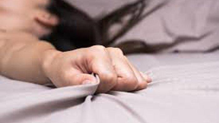 Gancet, Alat Vital Tak Bisa Lepas Setelah Hubungan Intim Masih Viral, Penjelasan Medis Hingga Mitos