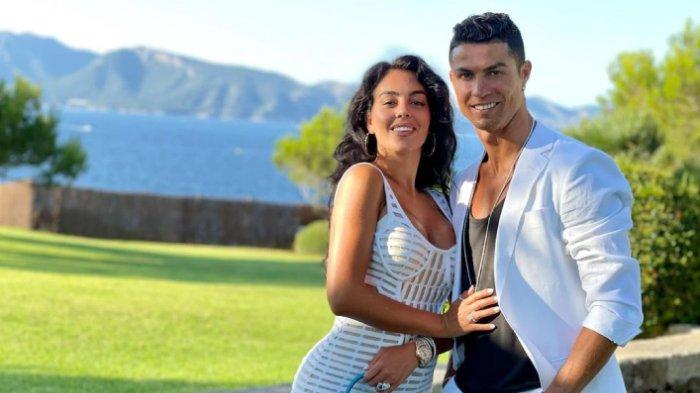 Georgina Rodriguez dan Cristiano Ronaldo sudah 8 tahun pacaran.