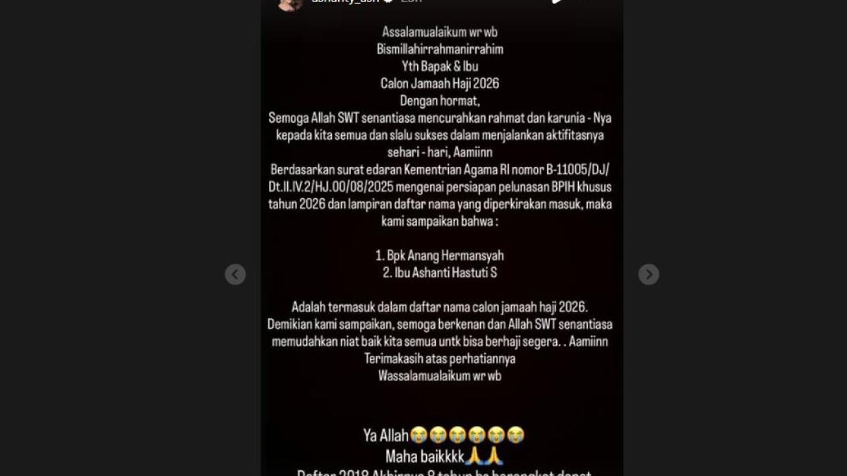 BERANGKAT HAJI - Sebuah kabar bahagia datang, kabar yang sudah lama dinantikan oleh Ashanty dan sang suami.
