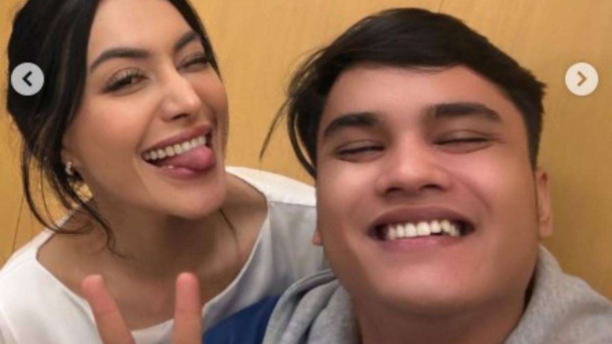 GUGATAN DENADA BELUM DICABUT - Ressa Rizky Rossano mengungkap petunjuk soal ayah kandung saat konflik hukumnya dengan Denada masih terus berjalan di Pengadilan Negeri Banyuwangi.