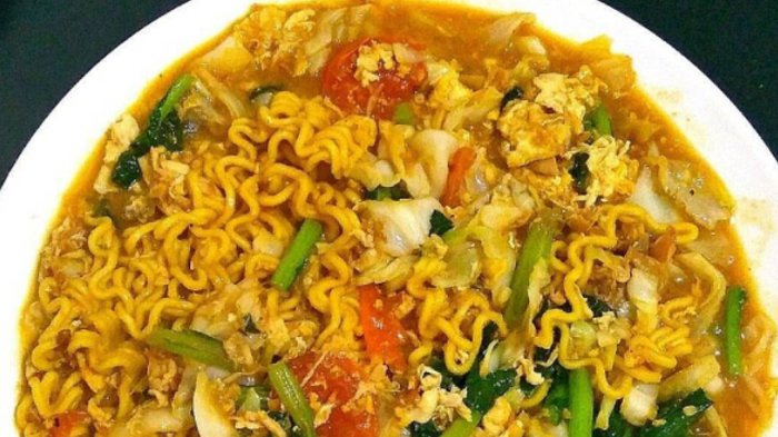Resep Mi Tek Tek - Menu Makan Sederhana yang Selalu Nikmat Disantap Kapanpun, Bikin Yuk!