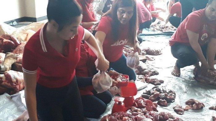 Kurangi Penggunaan Plastik, Ini 5 Daun yang Bisa Digunakan untuk Membungkus Daging Kurban